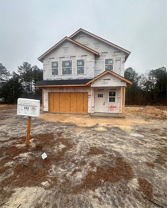 1st image of 253 Barberry Rd