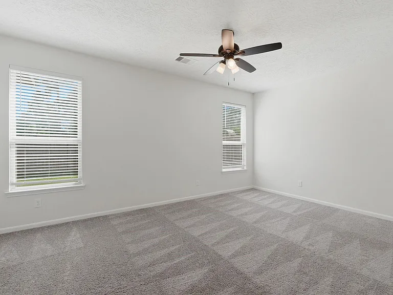 1140 Clonmore Ct — Photo 24