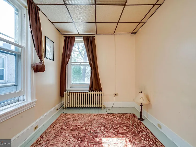 103 Upland Ave #2 — Photo 4