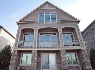 112 Harbour Town, Bridgeport, NY 13030