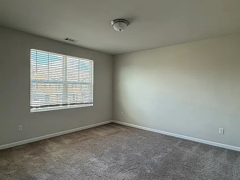 148 Fister Dr — Photo 12