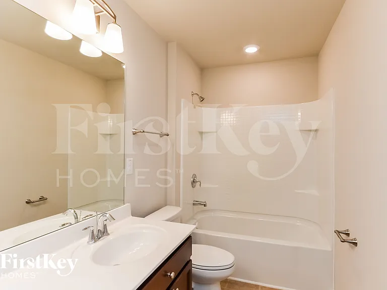 3508 Wheeler Ln — Photo 14