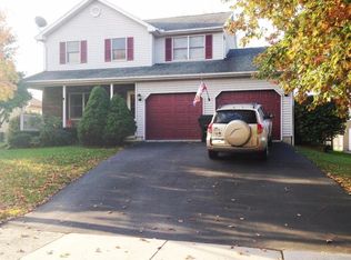 4736 Alisan Rd, Reading, PA 19606