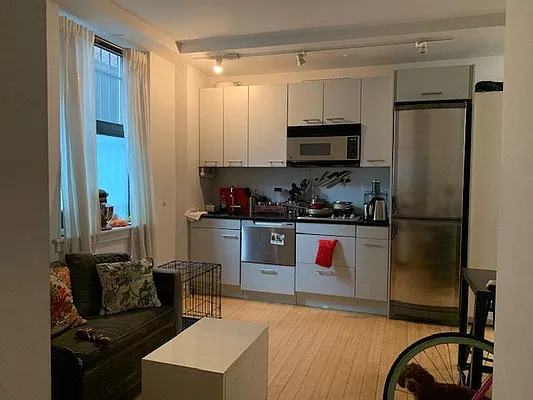 Rented by The Downtown LLC | media 22