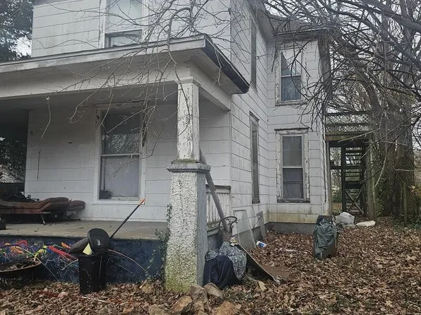 1414 E Elm Street, Springfield, MO 65802