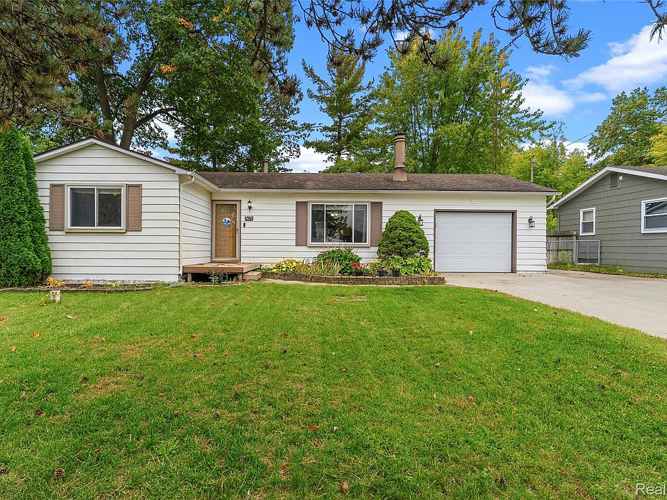 1st image of 3075 Torrey Beach Dr