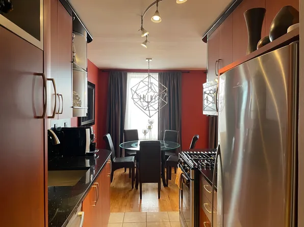 2580 Ocean Parkway image 13 of 23