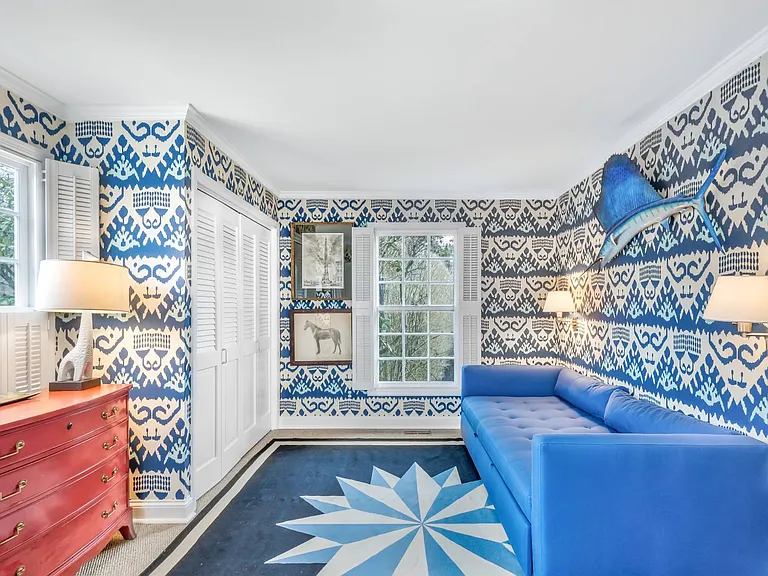 171 Wyandanch Ln — Photo 11