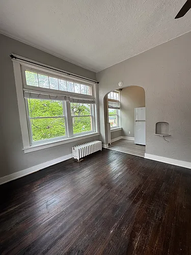 155 W Mountain Ave Photo 1