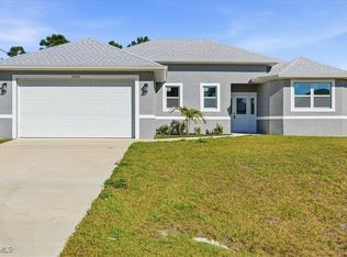 2904 6th St W, Lehigh Acres, FL 33971