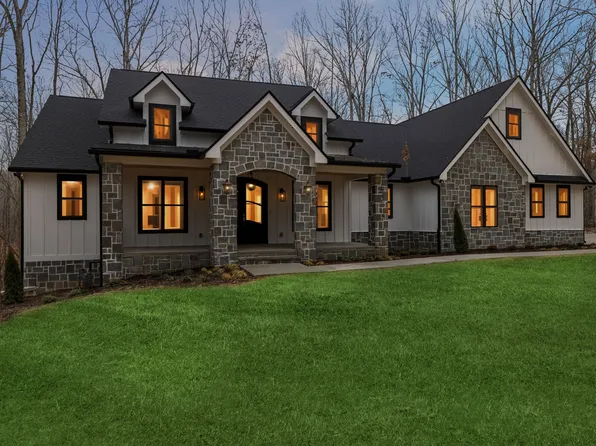 1091 Bald Eagle Dr, Kingston Springs, TN 37082