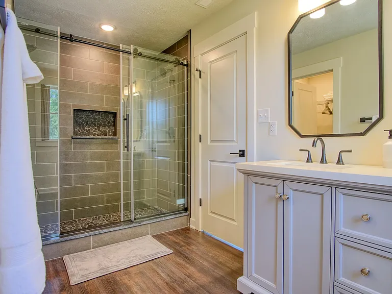 2130 Gent Ave — Photo 23
