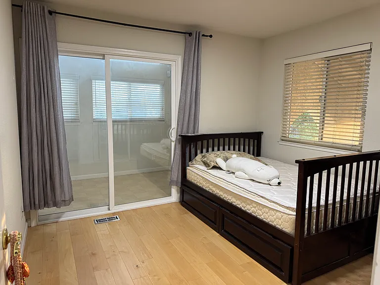 upstairs bedroom #3