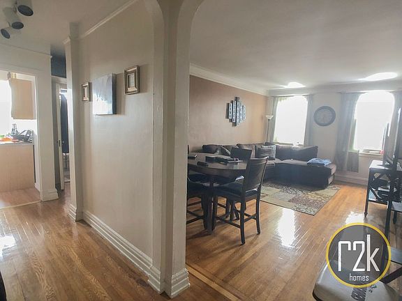 5th image of 3450 29th St APT 6E