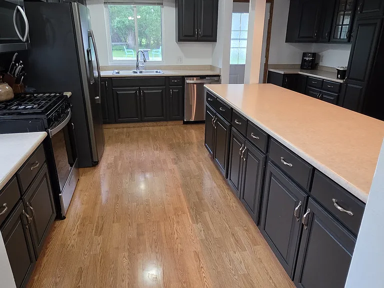 728 Winona St — Photo 5