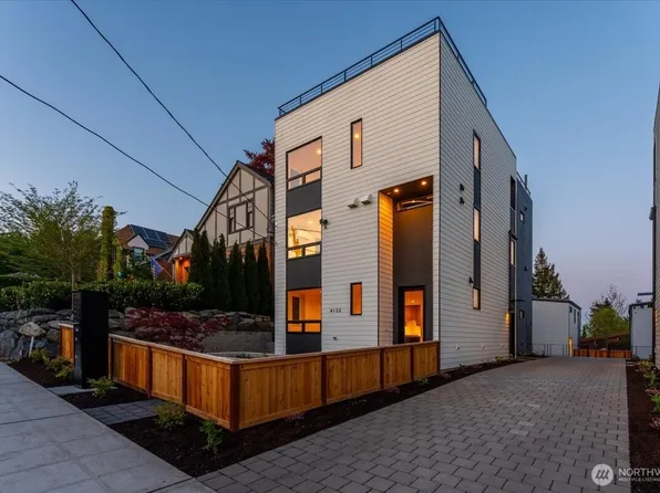 4122 Burke Avenue N, Seattle, WA 98103