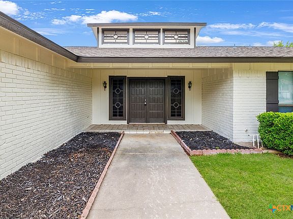 4th image of 604 Bream Cir