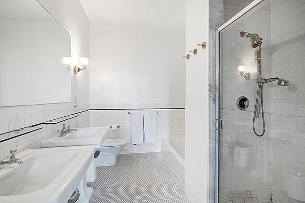 Rented by Compass | media 20