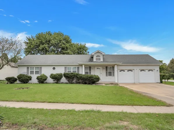 407 Sorin Cir, Manteno, IL 60950