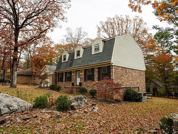4th image of 375 College Heights Dr