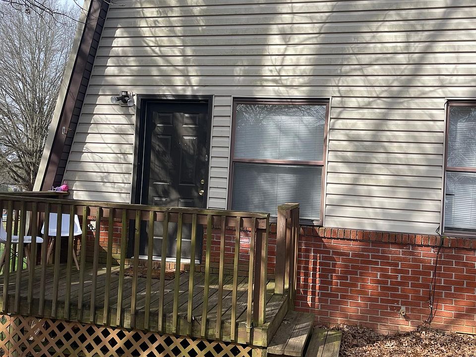 1st image of 1017 Bryant Dr #1017
