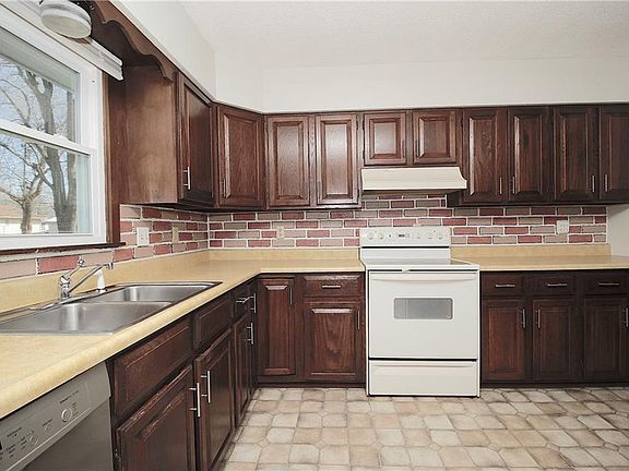 5th image of 510 N Cedar St