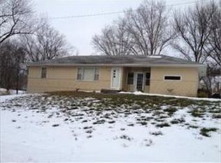 527 E 3rd St, Lawson, MO 64062