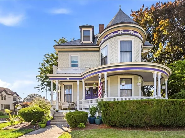 473 S Main St, Woonsocket, RI 02895