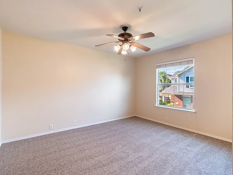 2228 Stonepark Pl — Photo 7