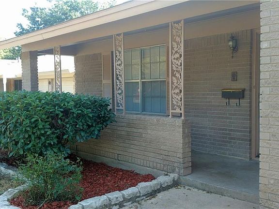 3rd image of 2318 Druid Dr