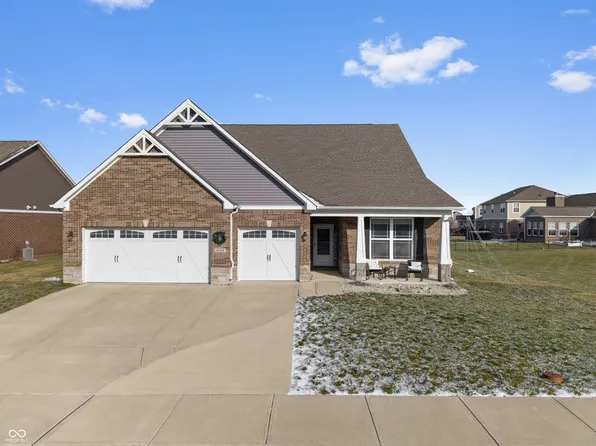 4726 W Lawrence Way, New Palestine, IN 46163