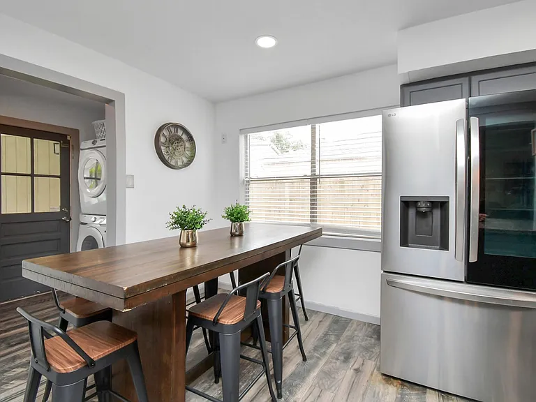 15711 Creekhaven Dr — Photo 16