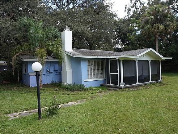 3rd image of 10941 N Boulevard St