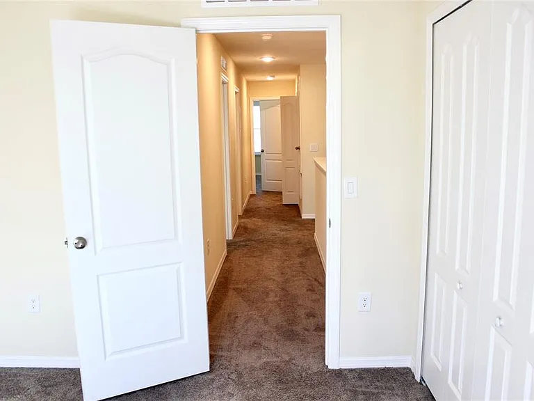 4723 Coral Castle Dr — Photo 11