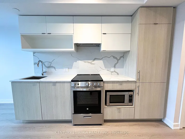 100 Queen St E #1205 — Photo 4