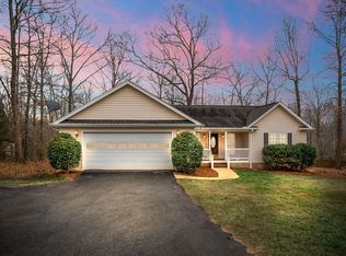 202 Granite Dr, Seneca, SC 29678