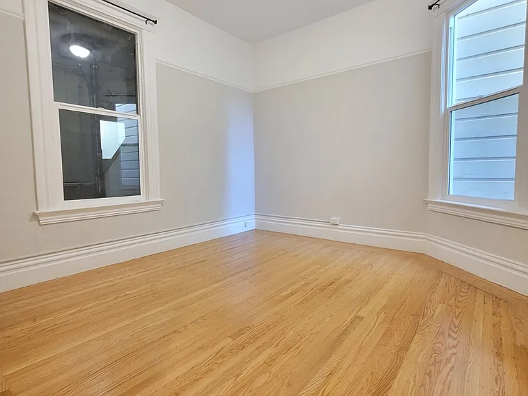 1726 Washington St #1726 — Photo 8