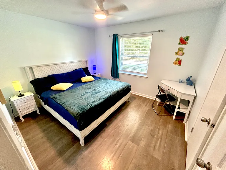 4969 Yacht Harbour Dr — Photo 10