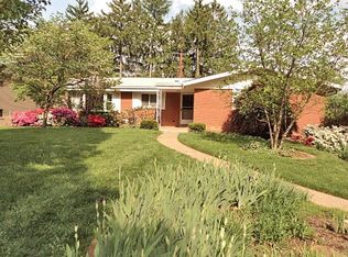 1131 Folkstone Dr, Pittsburgh, PA