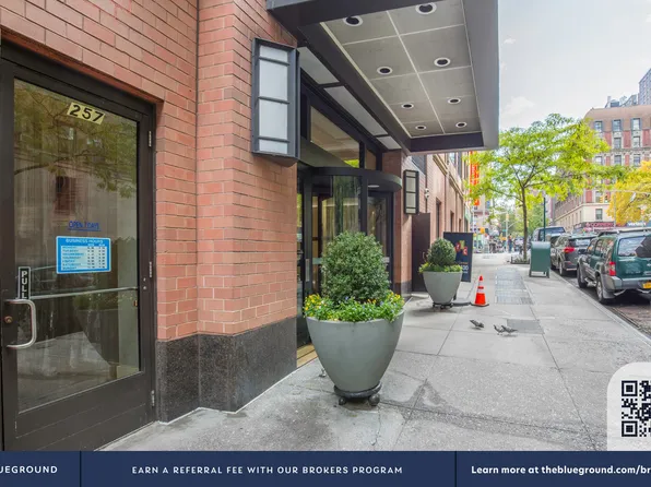 255 West 94th Street image 29 of 30