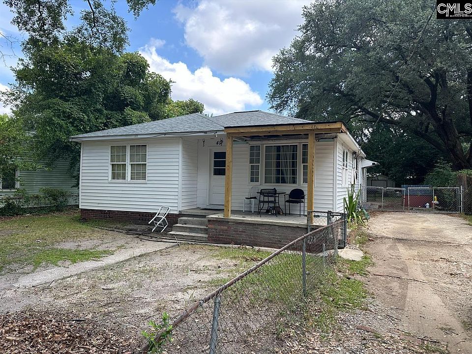 1st image of 412 Greenwood Rd