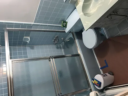 Rented by Voro, LLC | media 32