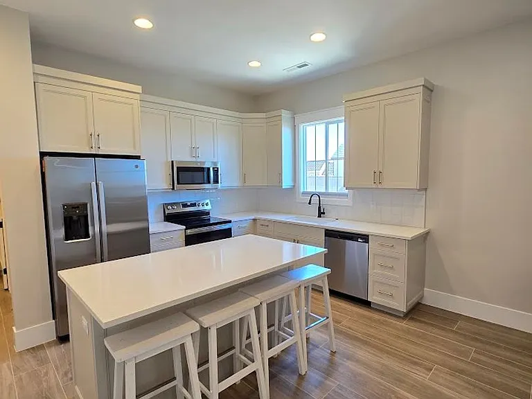 2342 S Breckenridge Dr — Photo 5