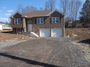 89 Shagbark Dr, Shavertown, PA 18708