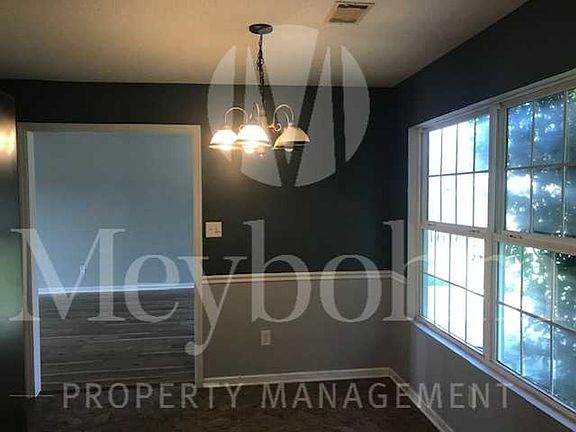 4th image of 4905 Creek Bottom Ct