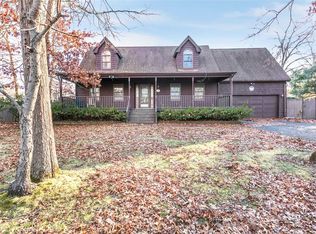 10 Northview Trl, Ridge, NY 11961