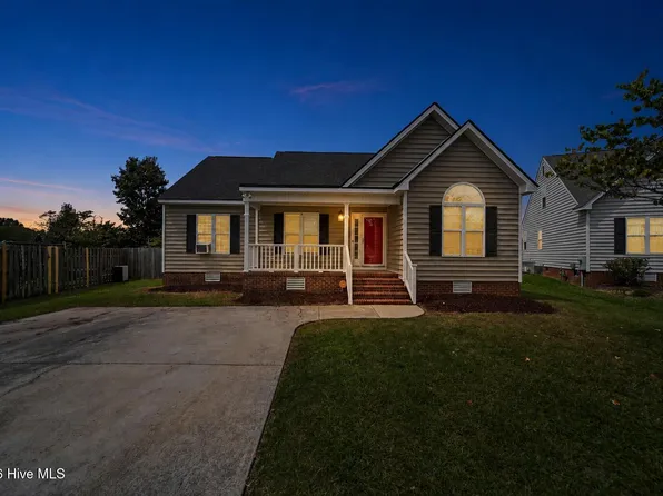 1124 Sebring Drive, Winterville, NC 28590