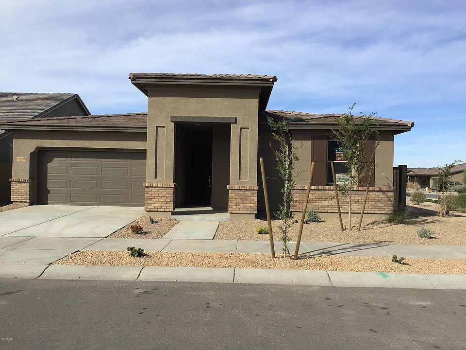 1st image of 22560 E Stonecrest Dr