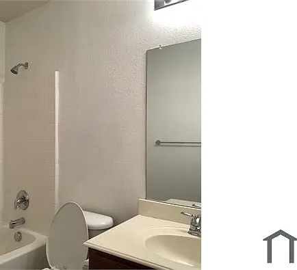2320 Hummingbird Way — Photo 11