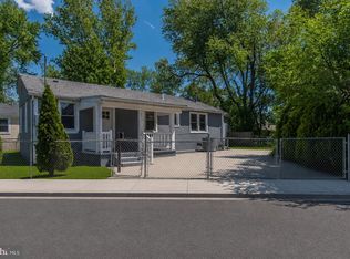 5602 Turner St, Bristol, PA 19007